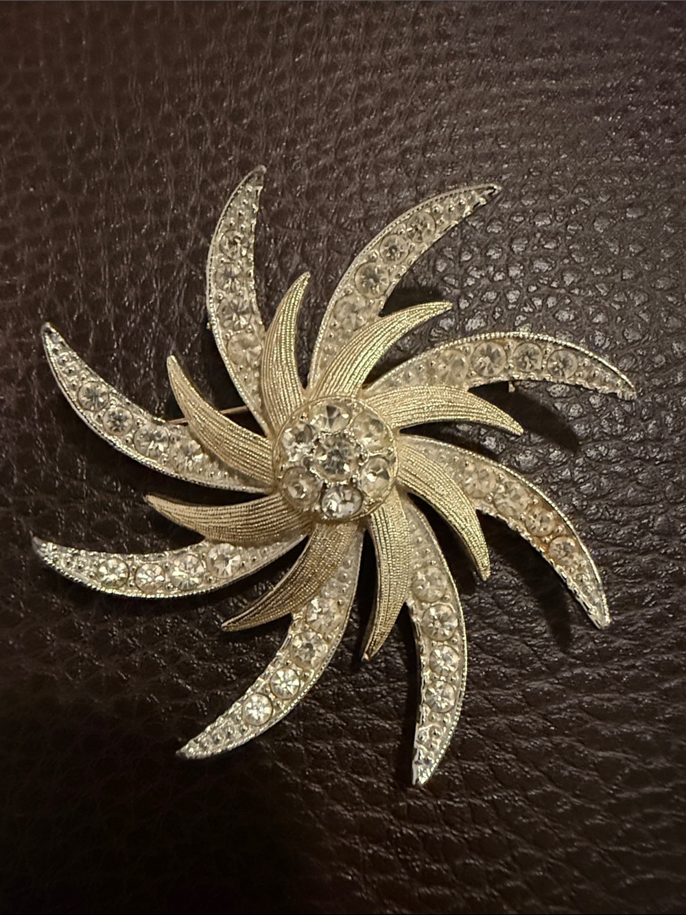 Vintage Sarah Coventry Rhinestone Starburst Brooch Silver Tone SARAHCOV 1960s